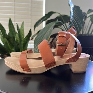 Madewell cognac clog sandals size 8